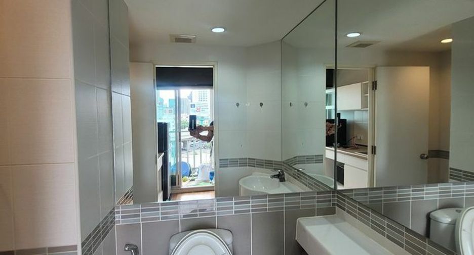 Wohnung zur Miete mit 1 Zimmer in Huai Khwang, Bangkok