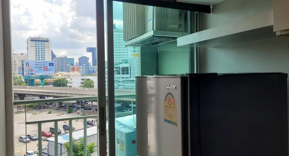 Wohnung zur Miete mit 1 Zimmer in Huai Khwang, Bangkok