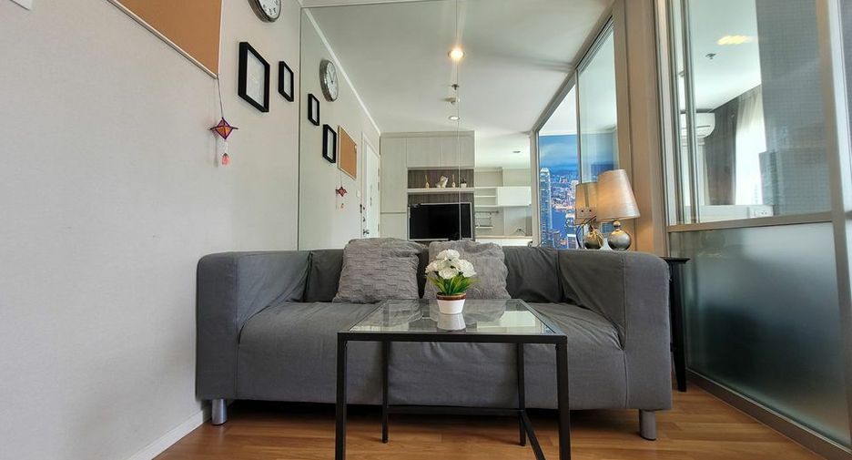Wohnung zur Miete mit 1 Zimmer in Huai Khwang, Bangkok