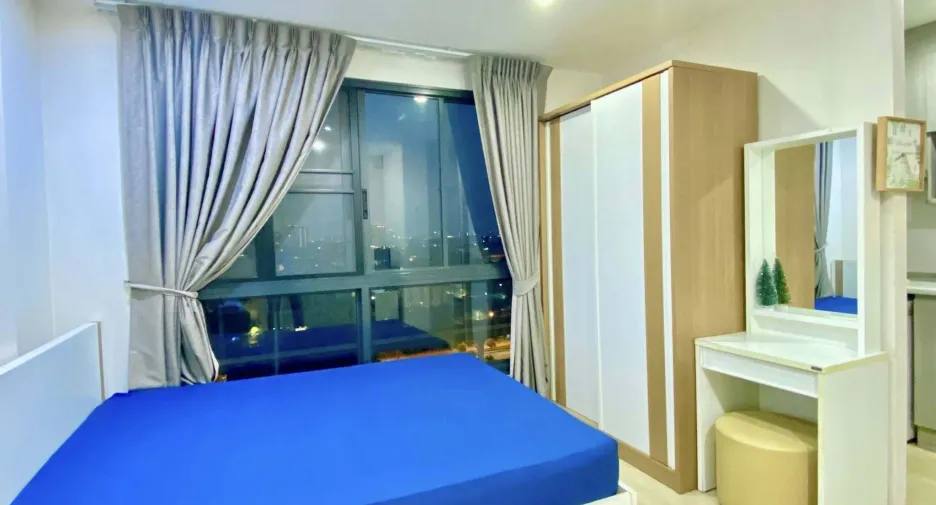 Condo en alquiler de estudio en Thon Buri, Bangkok