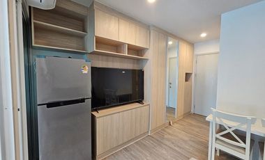À louer studio condo à Bang Na, Bangkok