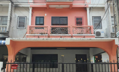 For rent 4 bedrooms townhouse in Min Buri, Bangkok