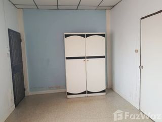 For rent 4 bedrooms townhouse in Min Buri, Bangkok