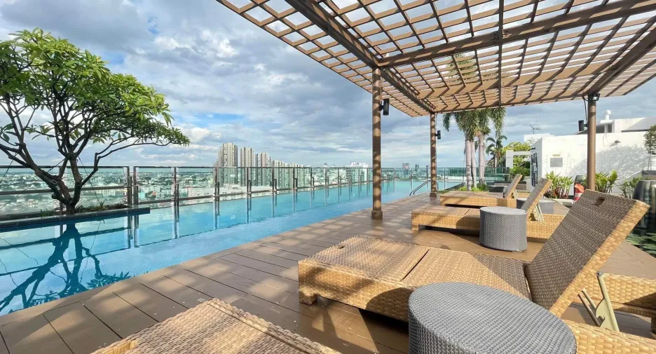 À louer studio condo à Bang Na, Bangkok
