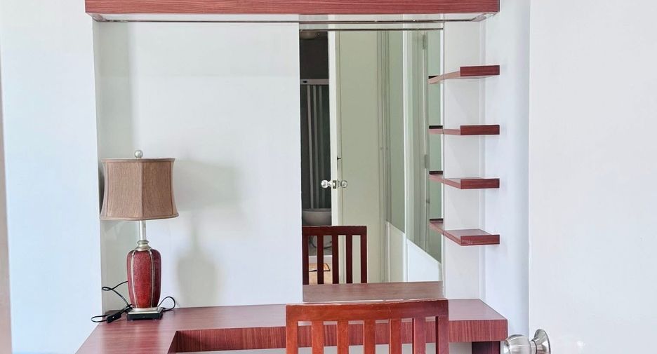 For rent 1 Beds condo in Thon Buri, Bangkok