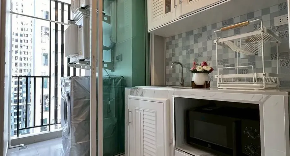 Wohnung zur Miete mit Studio in Bang Na, Bangkok