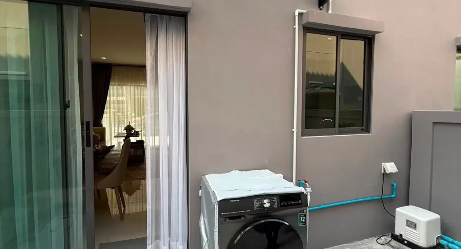 For rent 3 bedrooms townhouse in Prawet, Bangkok