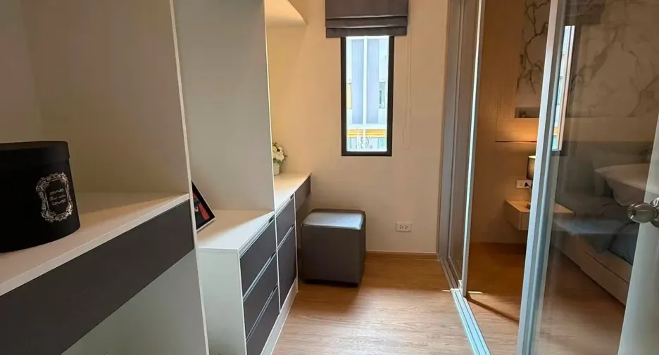 For rent 3 bedrooms townhouse in Prawet, Bangkok