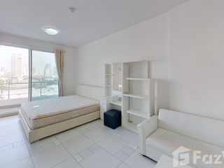 Wohnung zur Miete mit Studio in Khlong San, Bangkok