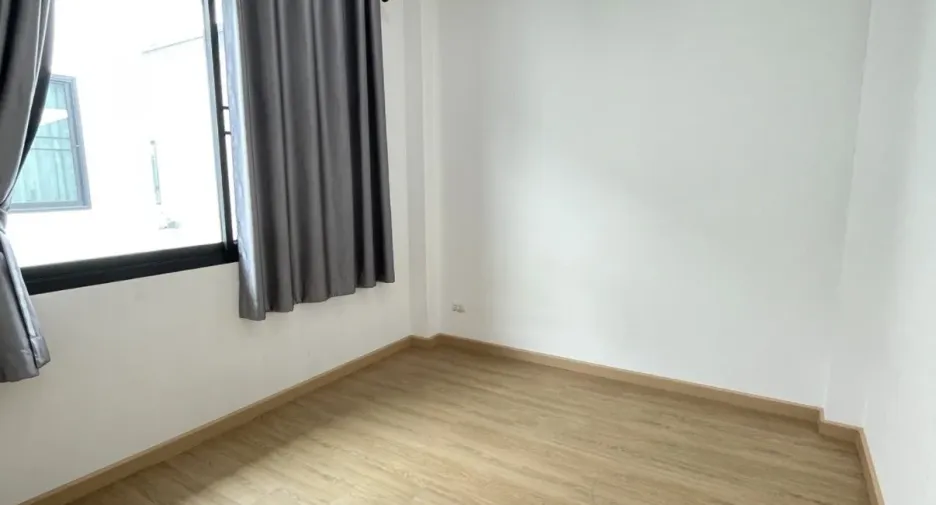 For rent 3 bedrooms house in Mueang Chiang Mai, Chiang Mai