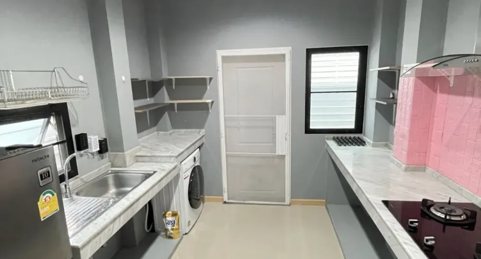 For rent 3 bedrooms house in Mueang Chiang Mai, Chiang Mai