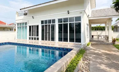 For rent 4 bedrooms villa in Hua Hin, Prachuap Khiri Khan