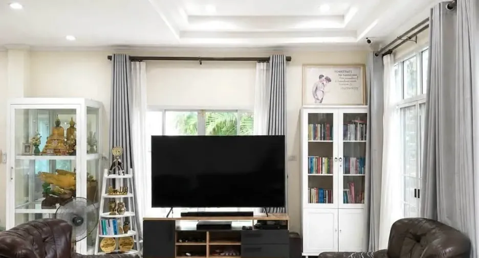 For rent 4 bedrooms villa in Hua Hin, Prachuap Khiri Khan