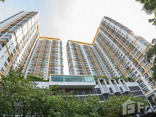 Condo en alquiler de 1 habitaciones en Thon Buri, Bangkok