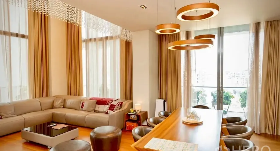 Condo en venta de 4 habitaciones en Sathon, Bangkok