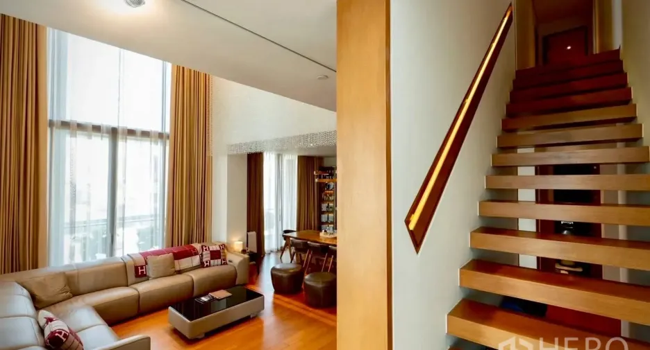Condo en venta de 4 habitaciones en Sathon, Bangkok