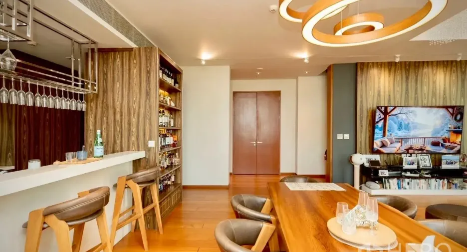 Condo en venta de 4 habitaciones en Sathon, Bangkok