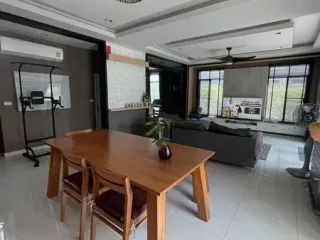 For rent and for sale 4 bedrooms house in Suan Luang, Bangkok