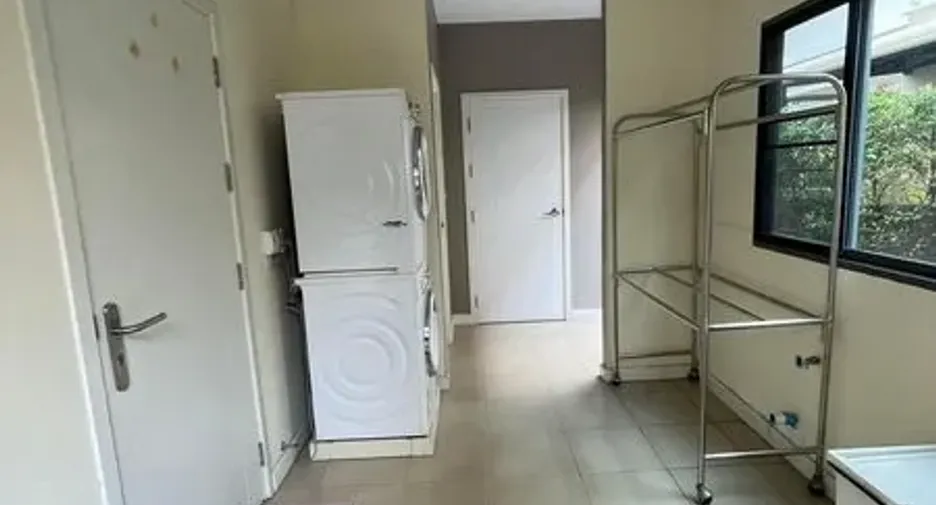 For rent and for sale 4 bedrooms house in Suan Luang, Bangkok