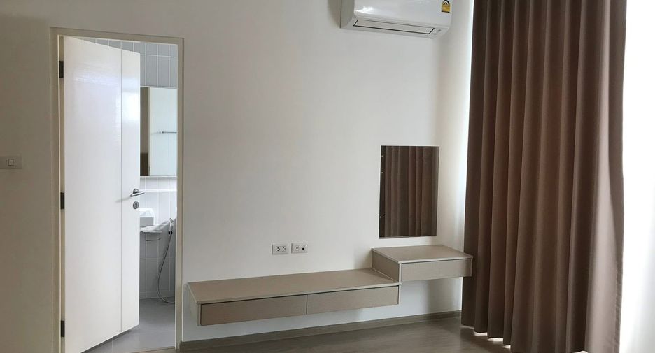 For rent 3 bedrooms townhouse in Prawet, Bangkok