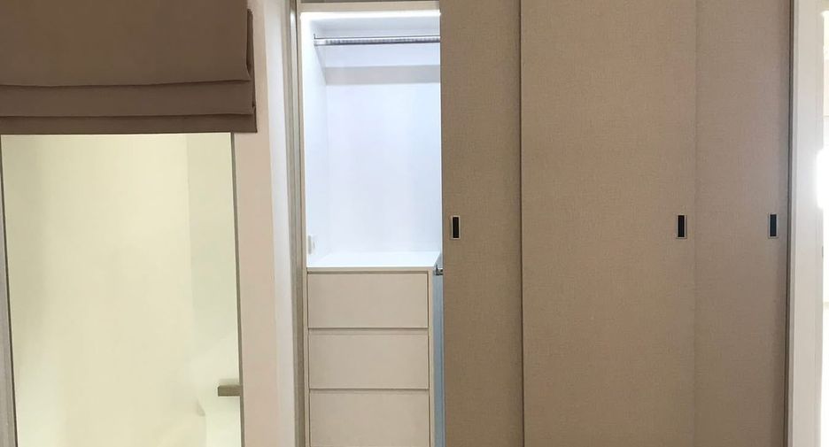 For rent 3 bedrooms townhouse in Prawet, Bangkok