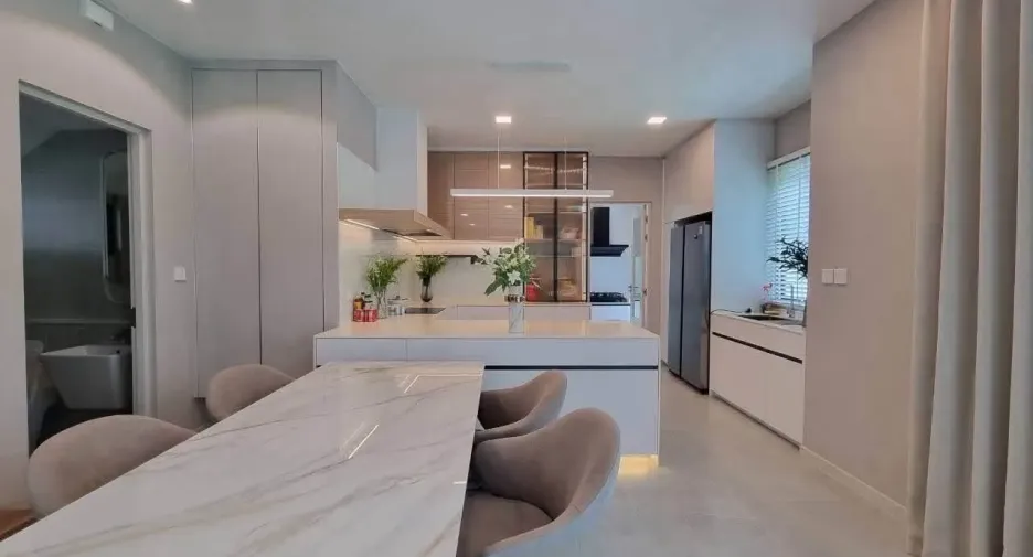 Haus zur Miete mit 4 Zimmer in Bang Phli, Samut Prakan