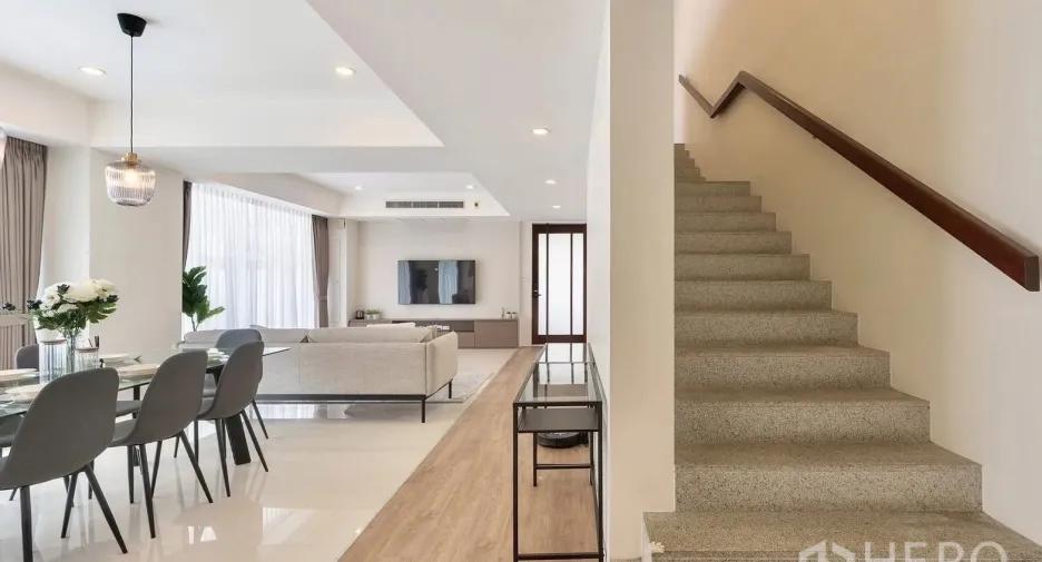 For rent 4 bedrooms house in Saphan Sung, Bangkok