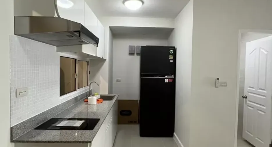 For rent 3 ベッドルーム townhouse in Bang Kapi, Bangkok
