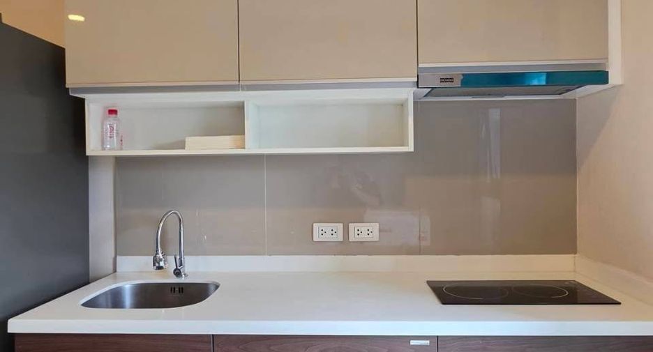 Wohnung zur Miete und zum Kauf mit 2 Zimmer in Huai Khwang, Bangkok