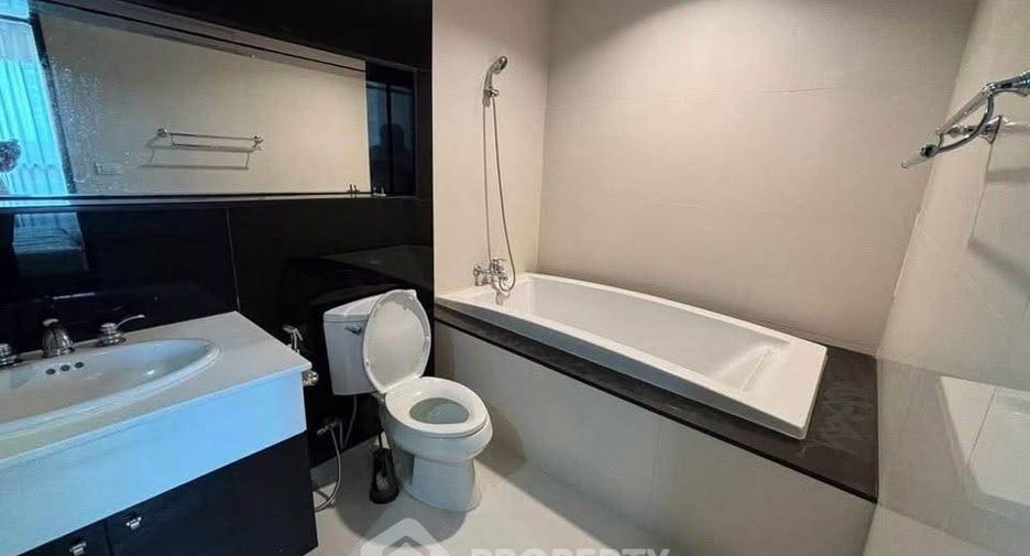 For rent 3 ベッドルーム condo in Pathum Wan, Bangkok