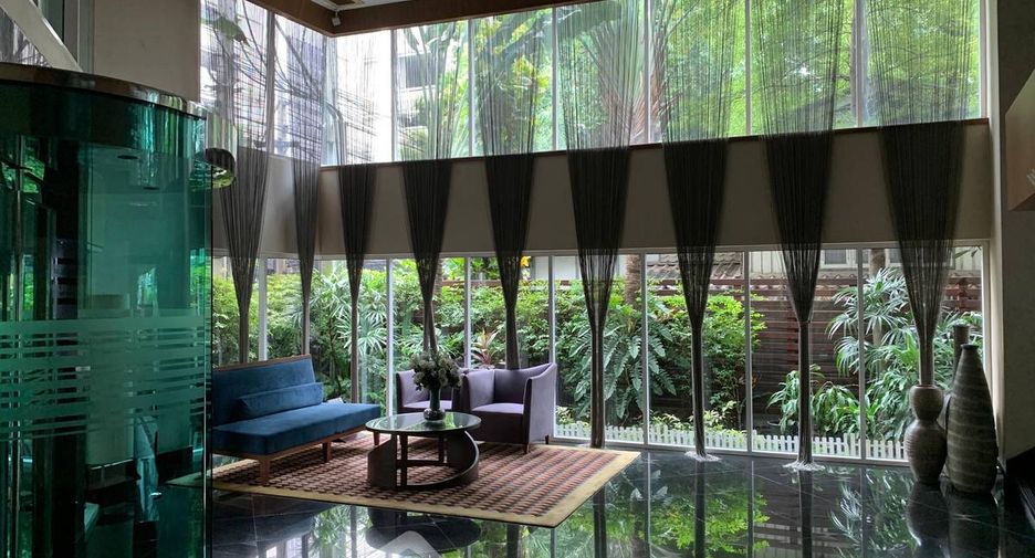 Wohnung zur Miete mit 3 Zimmer in Pathum Wan, Bangkok