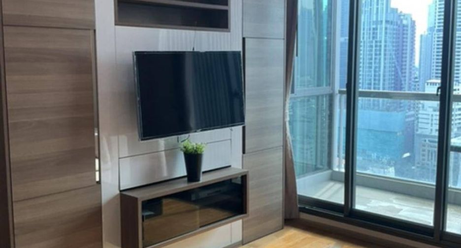For sale 1 Beds condo in Sathon, Bangkok