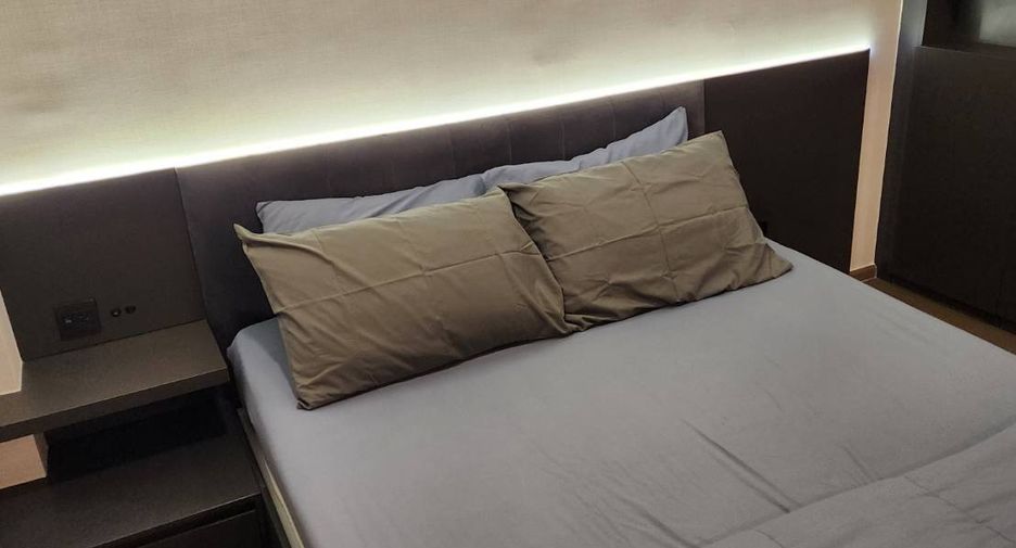 For rent 1 bed condo in Bang Rak, Bangkok