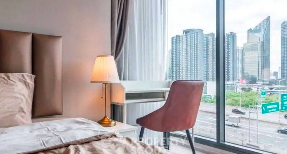 For rent 2 bedrooms condo in Watthana, Bangkok