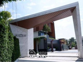 Casa en venta de 5 habitaciones en Bang Na, Bangkok