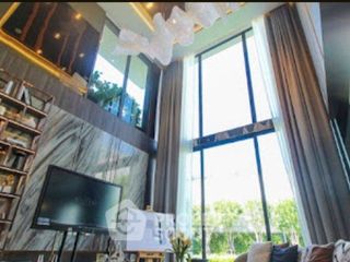 Casa en venta de 5 habitaciones en Bang Na, Bangkok