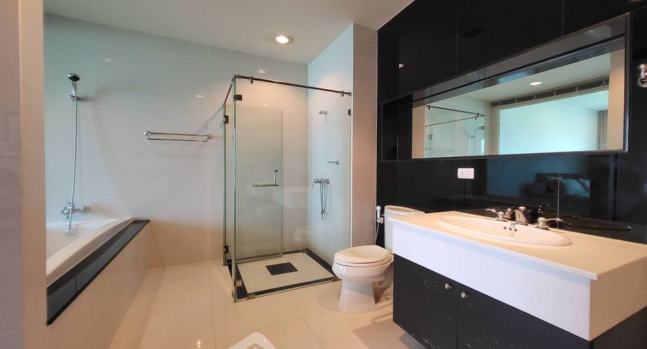 For sale 1 Beds condo in Pathum Wan, Bangkok
