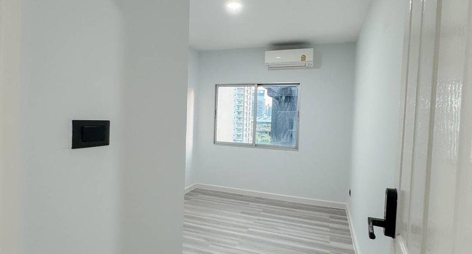 For sale 2 ベッドルーム condo in Ratchathewi, Bangkok