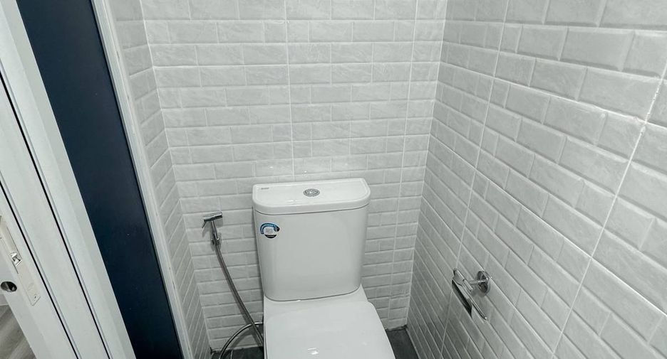 For sale 2 ベッドルーム condo in Ratchathewi, Bangkok