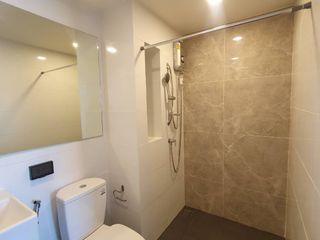 À vendre 1 chambre condo à Phra Khanong, Bangkok