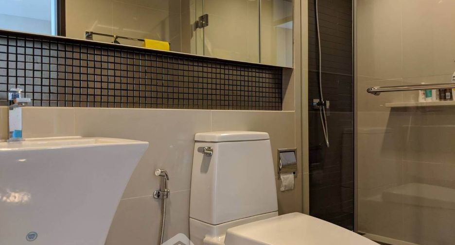 Wohnung zur Miete und zum Kauf mit 2 Zimmer in Sathon, Bangkok