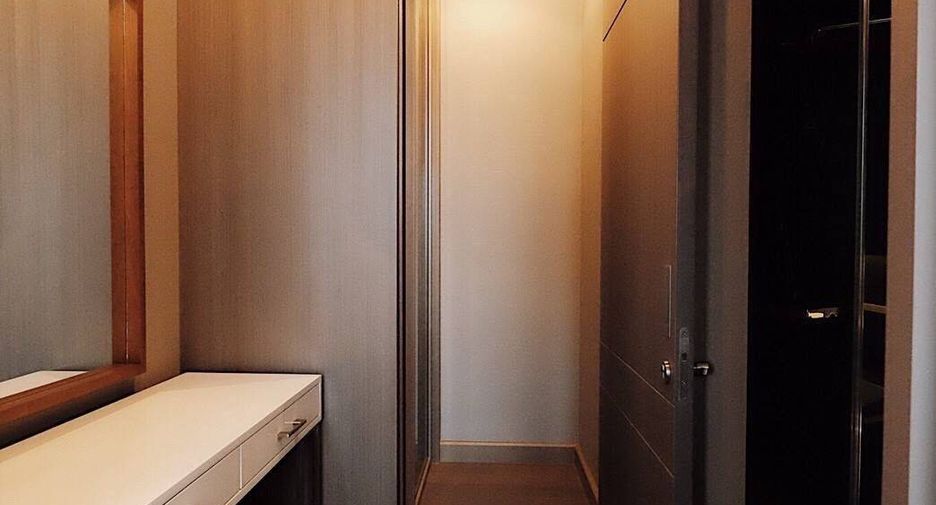 For sale 1 bed condo in Watthana, Bangkok
