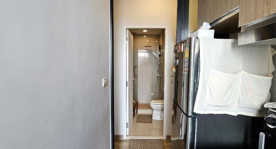 For sale 1 bed condo in Mueang Samut Prakan, Samut Prakan