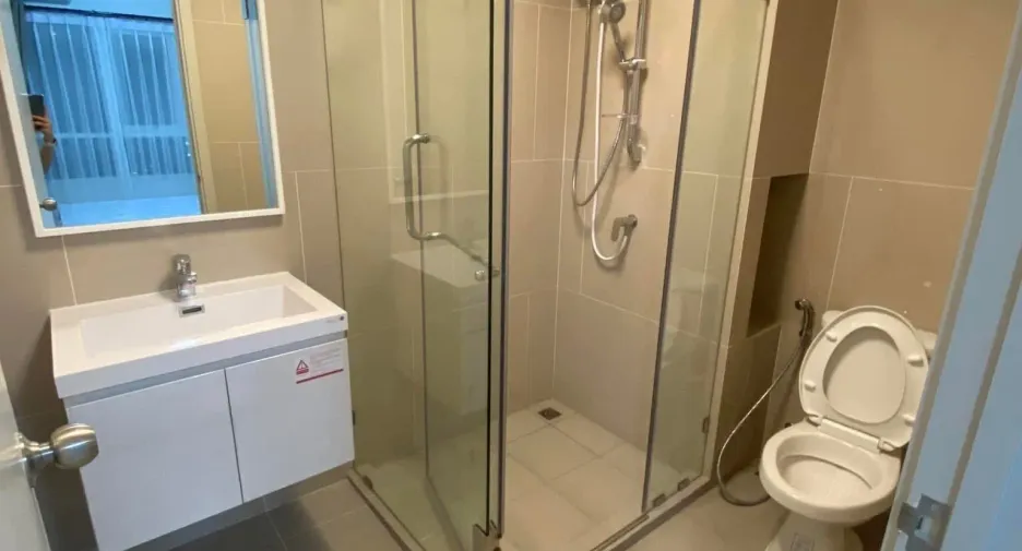 Wohnung zur Miete mit 1 Zimmer in Bang Sue, Bangkok