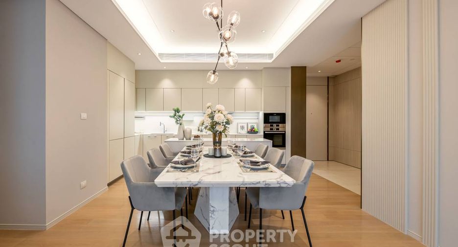 For sale 2 ベッドルーム condo in Pathum Wan, Bangkok