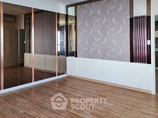 For sale 3 bedrooms condo in Si Racha, Chonburi