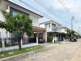 Casa en venta de 4 habitaciones en Lat Krabang, Bangkok