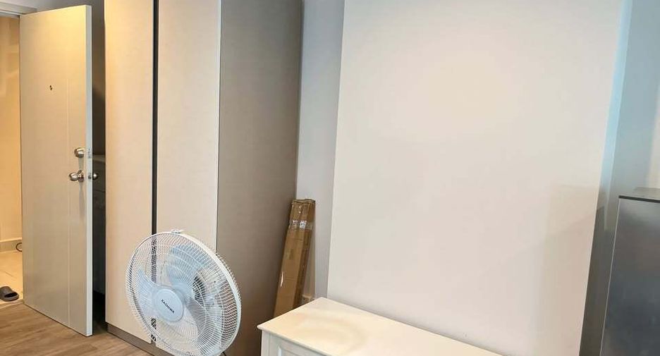 For rent studio condo in Bang Na, Bangkok
