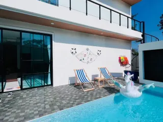 For sale 4 bedrooms villa in Tha Yang, Phetchaburi