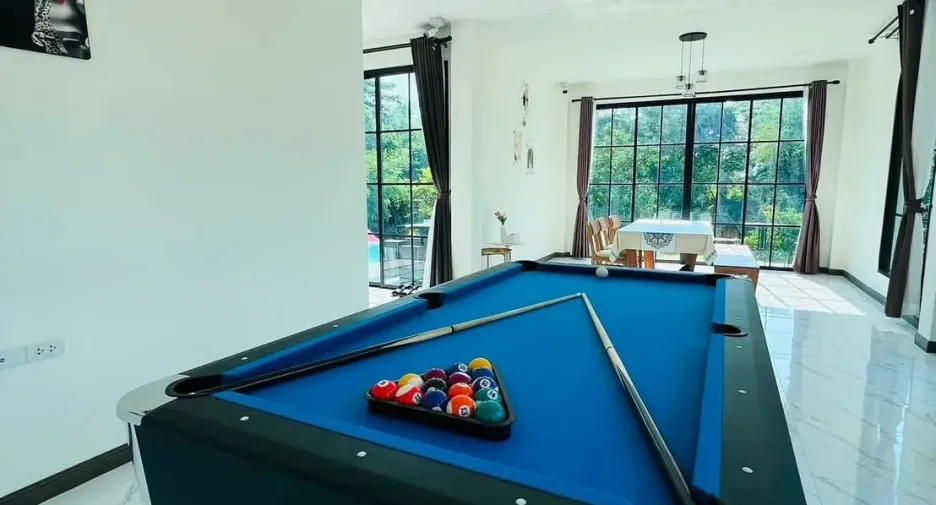 For sale 4 bedrooms villa in Tha Yang, Phetchaburi